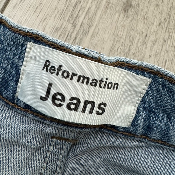 Reformation Denim Cut Off Jean Shorts 24 - Picture 2 of 7